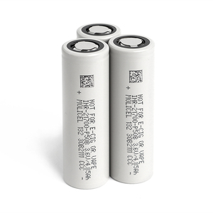 Molicel P50B 21700 INR 5000mAh <span class=keywords><strong>3</strong></span>.6V 50A baterai baru keluaran tinggi untuk peralatan listrik baterai Lithium Ion silinder - Product Image 5