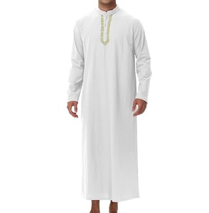 Nouveauté 2025 : Thobe islamique pour homme, manches longues, en coton respirant, motif uni, broderie personnalisée, longueur cheville, style Dubaï et Turquie - Product Image 1