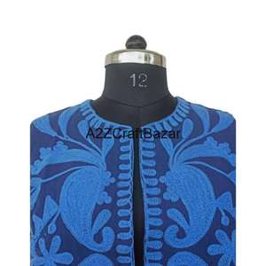 Veste courte en coton pur brodée Suzani pour femmes élégantes, manches coupées, vêtements d'hiver pour mariage, style bohème, fleurs faites à la main, matelassée - Product Image 3