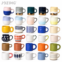 Stok Pabrik Siap Kirim Mug Kopi Gaya Klasik Modern Campuran, Jual Grosir Mug Keramik Porselen Berbagai Pola Warna