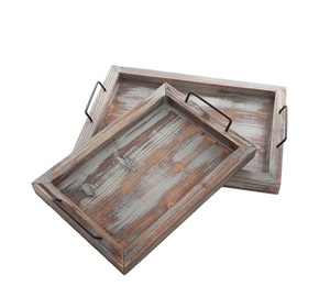 Bandeja DE SERVICIO DE MADERA encalada única con líneas de granja y textura rústica hecha para configuraciones elegantes del hogar o decoración de eventos - Product Image 5