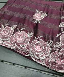 Sari en soie simple du fabricant pour une élégance sans effort, tenue de fête traditionnelle indienne avec une beauté classique - Product Image 2