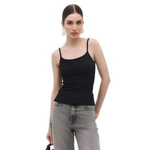 เสื้อกีฬาลำลองสไตล์สปอร์ต ผลิตจากผ้าแคนวาสที่ทนทาน - Product Image 4