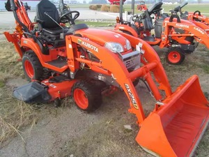 Mini Kubota Tractor/ 2wd/4wd 35hp Usado Kubota L4400 Farm Tractor/ 70hp Tractor con cargador frontal y - Product Image 4