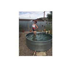 Bac à eau de jardin en métal galvanisé avec poignées pour un transport facile et un stockage d'eau extérieur polyvalent - Product Image 1