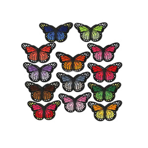 Parches bordados 3D personalizados para planchar con transferencia de calor, parche bordado con logotipo de calavera personalizado para ropa - Product Image 3