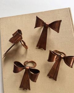 Anneau de serviette en métal élégant, décoration de table de mariage tendance, support chic moderne, élégant, élégant, durable, luxueux - Product Image 2