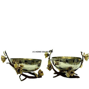 Support décoratif en forme de branche d'arbre couleur or brillant Design de fleurs uniques Vaisselle Bols de service en métal Paire de 2 - Product Image 1