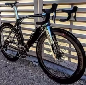 Vélo de route Profound Greatest+ New 2025 Treks Madones SLR 9 Gen 6 - Product Image 1