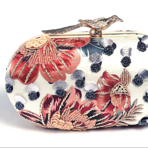 กระเป๋าคลัทช์สำหรับผู้หญิงแฟชั่นลูกปัดทำจากยางเรซินสำหรับงานราตรีงานปาร์ตี้สไตล์หรูหราแบบอินเดีย - Product Image 1