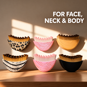 Brosse de massage pour le visage et le corps à poils doux avec étui de protection - Product Image 6