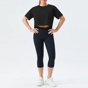 Nuevo estilo, diseño de logotipo personalizado, camisetas cortas para mujer/venta al por mayor, nuevas camisetas cortas de manga corta con estampado de moda para mujer - Product Image 1
