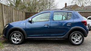 DACIA SANDERO STEPWAY 0.9 TCE LAUREATE 2017 USADO, Volante a la Izquierda/Derecha - Product Image 3