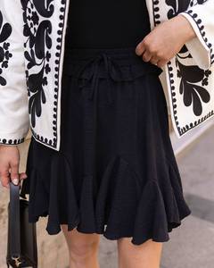 Chaqueta de Mujer Estilo Boho Chic, Bordada a Mano con Diseño Suzani, de Lona de Algodón Transpirable - Product Image 2