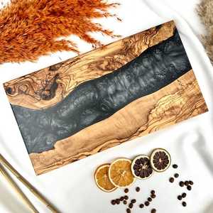 Tabla de queso de madera y resina Boho Chic, diseño único para cocinas de hoteles y restaurantes de moda - Product Image 6