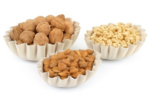 Bandeja DE SERVICIO DE METAL decorativa perfecta para chocolates, una exquisita adición a cenas de lujo y ocasiones de regalo - Product Image 3