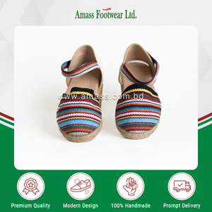 Alpargatas con lazo al tobillo estampadas transpirables con suela de yute para mujer de alta demanda, sandalias coloridas sin cordones para el verano, calidad asegurada - Product Image 4