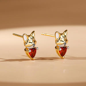 Boucles d'oreilles clous en argent sterling Jeulia Hug Me Baby Fox en forme de cœur, cadeau idéal - Product Image 5