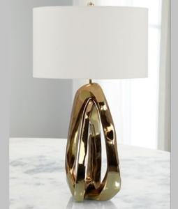 โคมไฟตั้งโต๊ะอลูมิเนียมสไตล์ Ethentic ข้างเตียงในบ้านโคมไฟเซรามิกสีทองหรูหราทันสมัยสำหรับอ่านหนังสือ - Product Image 1