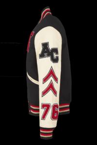 เสื้อแจ็คเก็ตสำหรับผู้ชาย เสื้อแจ็คเก็ตวาร์ซิตี้ เสื้อแจ็คเก็ตทีมบูลส์ เสื้อแจ็คเก็ตชิคาโก เสื้อแจ็คเก็ตคุณภาพสูง เสื้อแจ็คเก็ตผู้ชายแบบมีซิปด้านหน้า รุ่นไอเซนฮาวร์ แบบมีฉนวน - Product Image 5