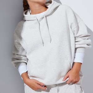 OEM เสื้อฮู้ดเซ็กซี่สำหรับผู้หญิง, เสื้อกันหนาวแขนยาวปล่อยไหล่ผ้าโพลีเอสเตอร์เสื้อสเวตเชิ้ตสำหรับเด็กผู้หญิงทรงหลวมใส่ได้ทั้งชายและหญิง - Product Image 3