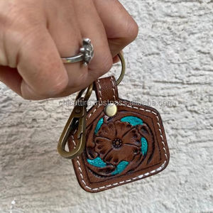 LLavero de cuero hecho a mano Real, llaveros de cuero de forma exótica, accesorios de cuero, llaveros bonitos para Unisex - Product Image 3