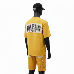 Ensemble T-shirt et short pour homme de qualité supérieure, jersey en coton lourd 220 GSM, couleur moutarde, logo appliqué délavé, ensemble de 2 pièces - Product Image 5