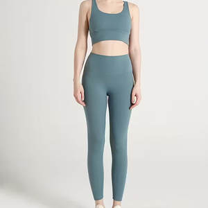 Nouvel arrivage Ensemble de yoga professionnel pour femmes Motif solide Haute qualité Respirant Spandex/Nylon 2 pièces Vente en gros - Product Image 6