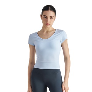 T-shirts doux et respirants à col en V Service OEM T-shirts pour femmes à col en V de qualité supérieure - Product Image 1