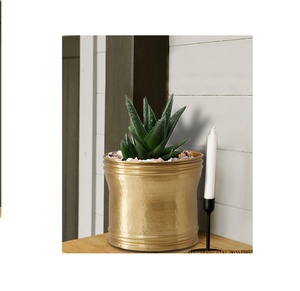 Pot de fleurs en laiton pour l'extérieur et l'intérieur, grands vases en métal / Grands pots à fleurs dorés / Pots de fleurs à vendre - Product Image 2