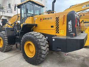 Modèle 2022, 90% neuf, faible nombre d'heures de fonctionnement, chargeuse sur pneus SDLG de 5 tonnes avec moteur chinois d'origine, roulements de haute qualité à vendre - Product Image 4