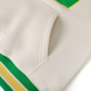 Sudadera con Capucha Unisex de Felpa Premium de Invierno de Norfolk State, Bordado Chenille, Bolsillo Canguro, Detalles en Verde/Dorado, 100% - Product Image 2