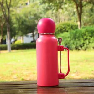 Kit de Yerba Mate <span class=keywords><strong>para</strong></span> Familias o <span class=keywords><strong>Parejas</strong></span>, Termo de Acero Inoxidable 304 con Diseño de Copa de Fútbol Brasileña, Taza <span class=keywords><strong>para</strong></span> Yerba y Pajita Mezcladora - Product Image 3