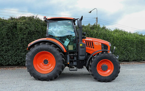 รถแทรกเตอร์ฟาร์ม KUBOTA M7173 ประสิทธิภาพสูง |   รถแทรกเตอร์ดีเซล 170 แรงม้า ขับเคลื่อน 4 ล้อ สำหรับงานเกษตรหนัก - Product Image 4