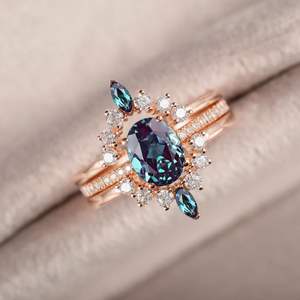 แหวนหมั้นเคลือบโรสโกลด์3ชิ้นรูปวงรีและอเล็กซานไดรต์สีเงิน925 - Product Image 2