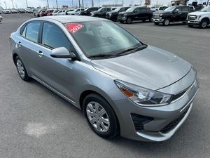 <span class=keywords><strong>Kia</strong></span> <span class=keywords><strong>Rio</strong></span> FWD 2024 d'occasion, intérieur clair, sièges en tissu, SUV, toit ouvrant, camionnette, au meilleur <span class=keywords><strong>prix</strong></span>, voiture de qualité - Product Image 2