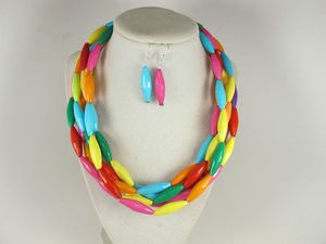 Ensemble de bijoux boucles d'oreilles collier en résine multicouche Double couleur de styles africains vintage pour femmes fête mariage par HD CRAFTS - Product Image 6