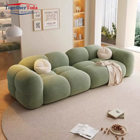 Ensemble de salon moderne de style crème, compressible et facile à transporter, avec un canapé simple, doux et modulaire