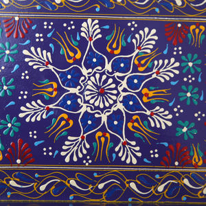 OKSQW Plateau de service rond classique en bambou fait à la main écologique personnalisé et assiettes en bois avec poignées décoratives uniques pour la nourriture - Product Image 2