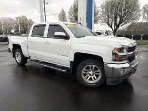 Chevrolet Silverado 1500 LT 2018 Usada en Buen Estado - Product Image 2