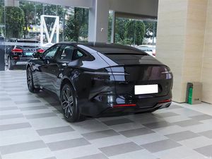 SUV Eléctrico de Lujo Usado 2024 2025, 5 Asientos, Automático, Largo Alcance, Tamaño de Neumáticos R18, Asientos de Cuero, Volante a la Izquierda, para Importación - Product Image 4