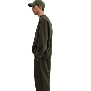 ชุดวอร์มผู้ชายสไตล์สปอร์ตใหม่ ลายพิมพ์ สำหรับฤดูหนาว ผ้าฟลีซเนื้อนุ่ม คอกลม 100% ผ้าฝ้าย แห้งเร็ว กันลม คุณภาพสูง - Product Image 4