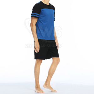 Conjunto de pantalones cortos y camisa a juego para hombre a la moda, conjunto de pantalones cortos ligeros y transpirables para trajes de verano - Product Image 2