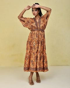 Robe d'automne vintage en coton à manches longues avec boutons sur le devant et col en V, parfaite pour les sorties décontractées. - Product Image 4