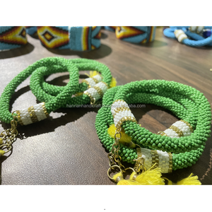 Bracelets en résine de haute qualité de marque, hautement polis avec un motif de modèle d'ange, style coloré pour les filles, fabriqués à la main en Inde - Product Image 5