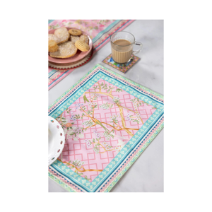 Tapis de table en coton flammé imprimé rose et bleu 13x19 pouces certifié GOTS brodé léger 160 GSM OEM disponible Panipat - Product Image 1