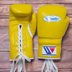 Guantes de Boxeo Amarillos de Cuero con Cordones, Diseño OEM, Guantes de Entrenamiento de Kickboxing y MMA Impermeables para Uso en Exteriores - Product Image 1