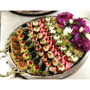 Fabulous Design Chocolate Serving Tray Deluxe Quality Silver Metal Chocolate Sweets Serving Tray Dessert Holder <b>For</b> <b>Sale</b> - Product Image 1