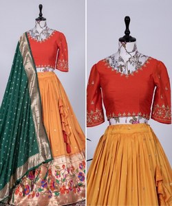 Majestuoso conjunto rojo Lehenga Choli, un símbolo de amor y pasión, elevando a cada novia con su rico color y diseño lujoso. - Product Image 5