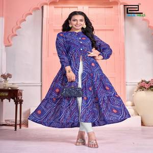 Vestido largo acampanado listo para festivales con diseño de volantes Material de Georgette puro y estilo elegante con abertura central - Product Image 1